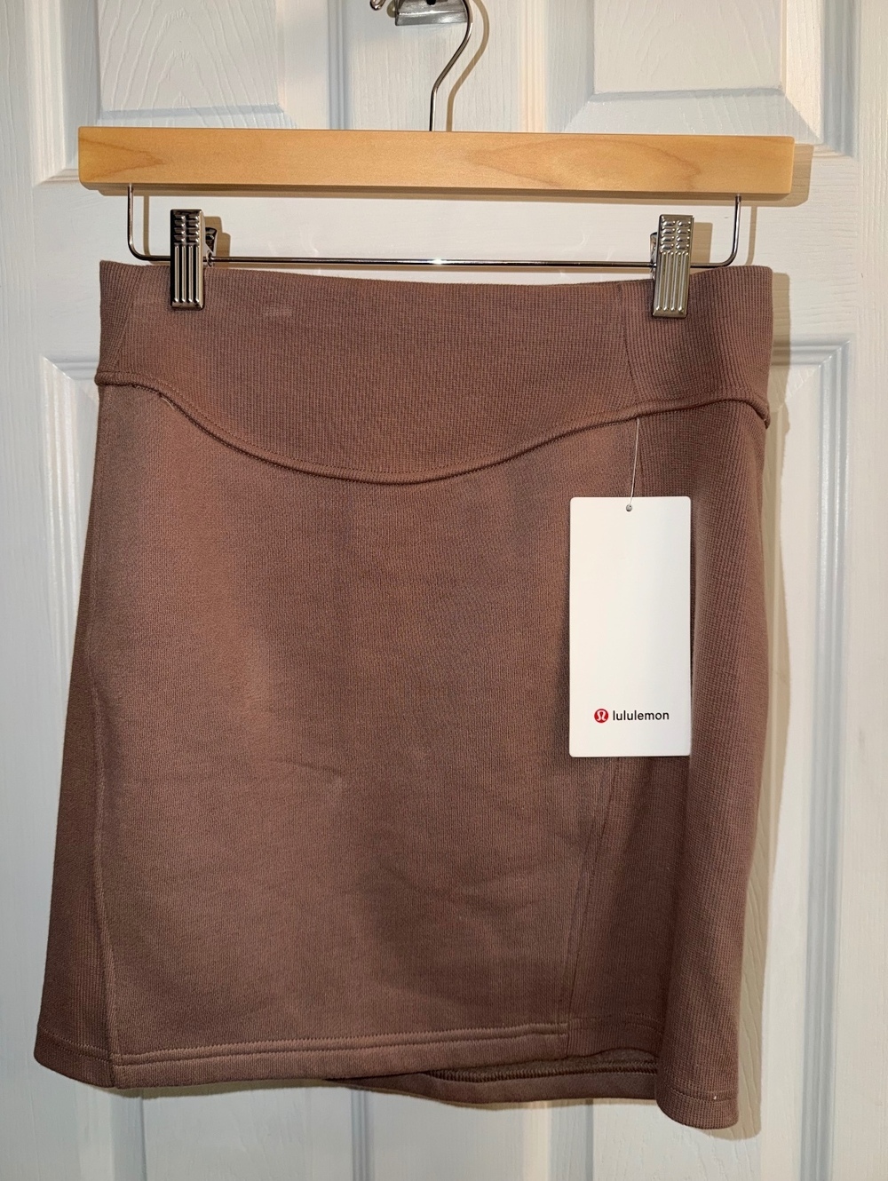 Lululemon Scuba High-Rise Mini Skirt Brown Size S NWT